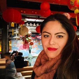 Meet your Posher, Diana